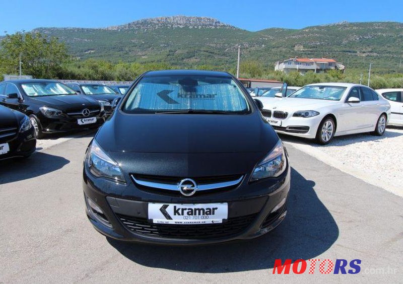 2015' Opel Astra 1,6 Cdti photo #2