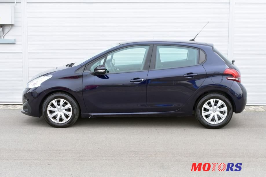 2018' Peugeot 208 1.6 Hdi photo #2