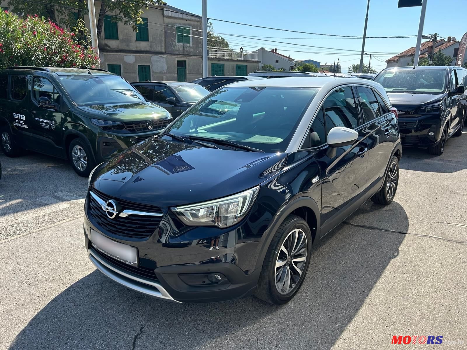 2018' Opel Crossland 1,2 photo #1