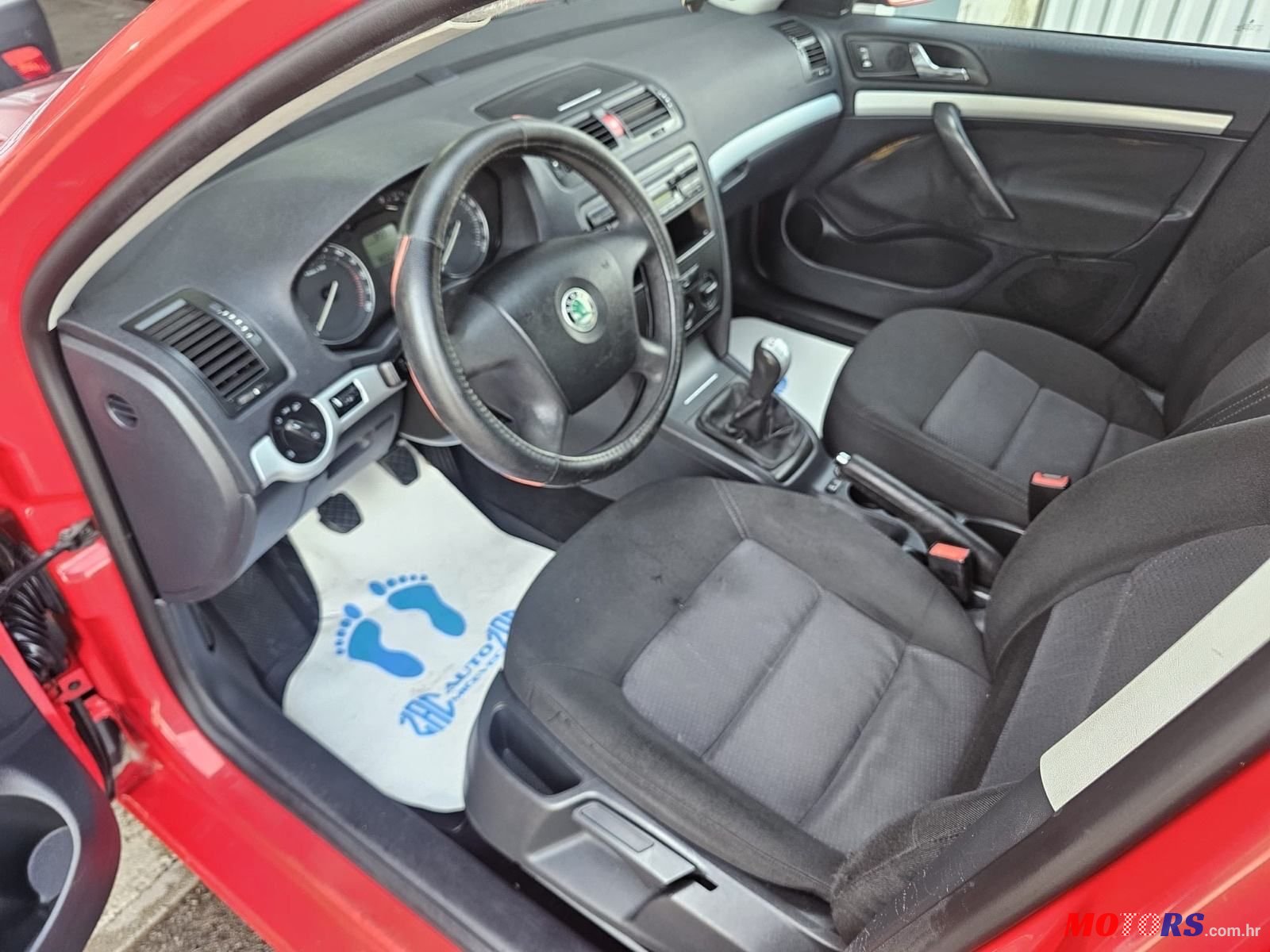 2008' Skoda Octavia Combi photo #3