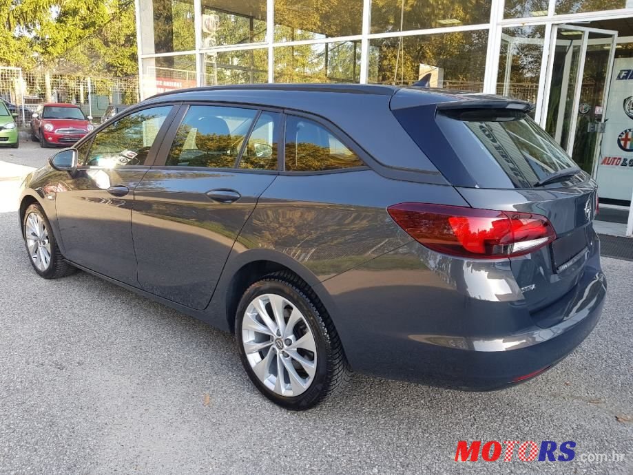 2016' Opel Astra Karavan photo #3