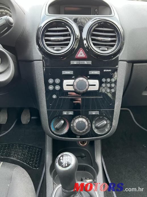 2010' Opel Corsa 1,3 Cdti photo #6