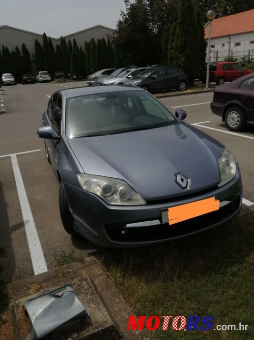 2008' Renault Laguna photo #1