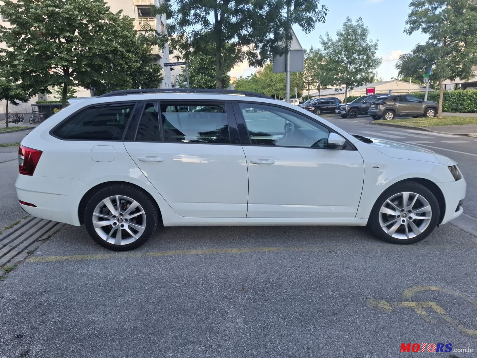 2018' Skoda Octavia Combi photo #5