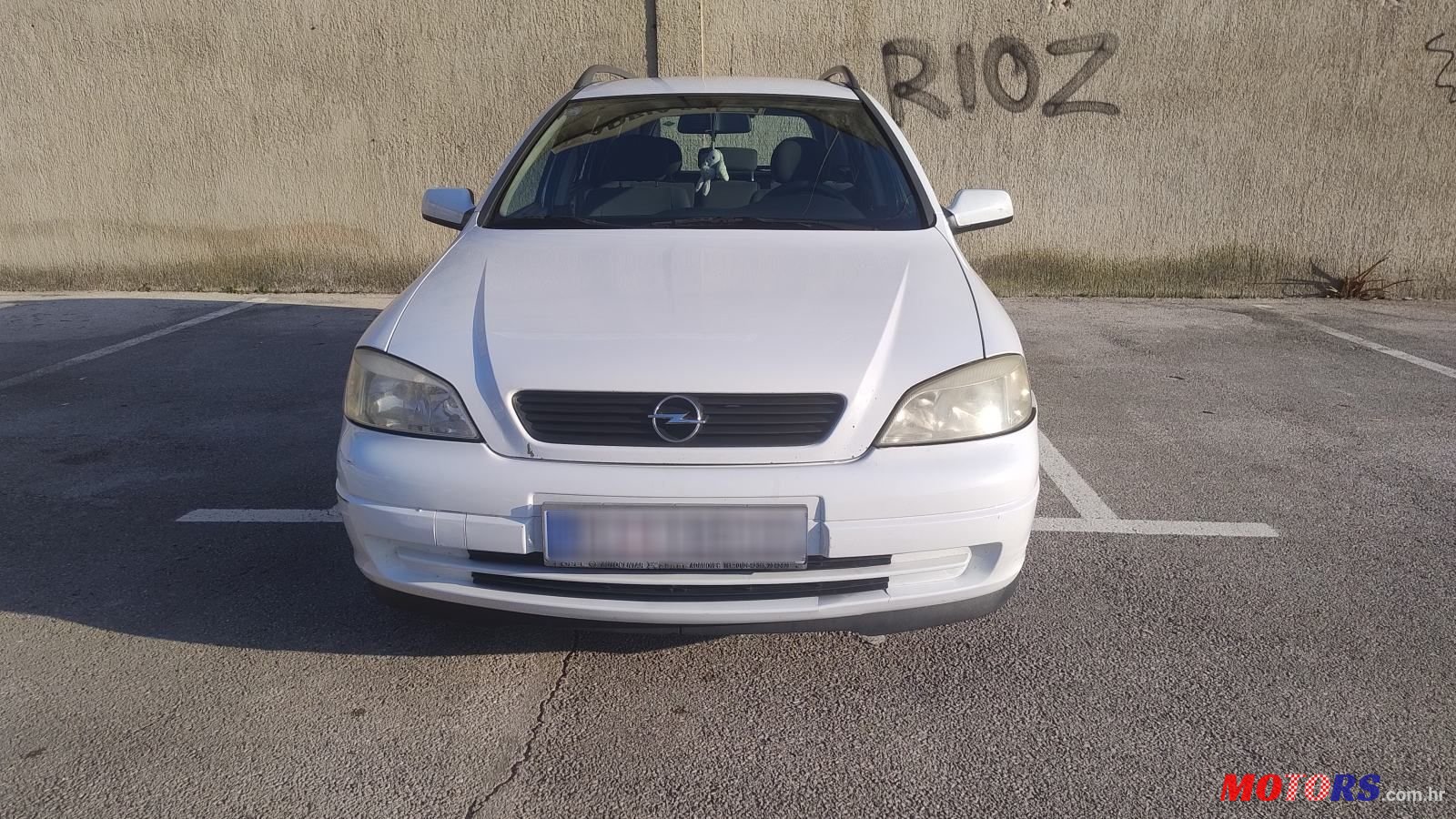 2008' Opel Astra Classic photo #1