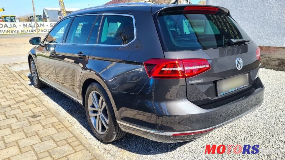 2018' Volkswagen Passat Variant photo #5