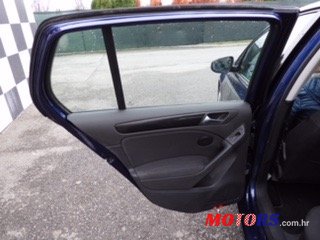 2010' Volkswagen Golf VI photo #5