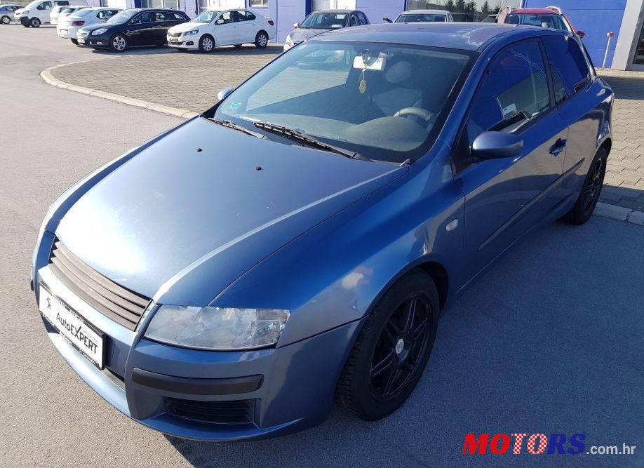 2002' Fiat Stilo 1,6 16V photo #1