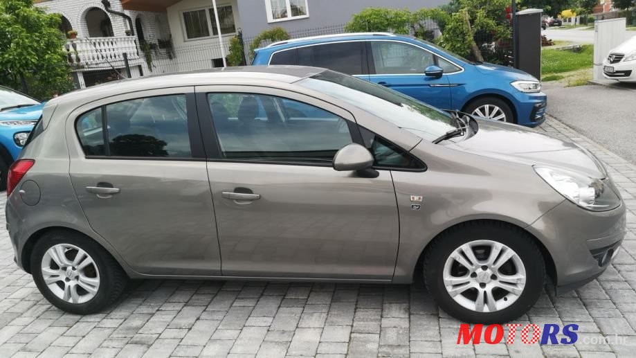 2010' Opel Corsa 1,3 Cdti photo #4