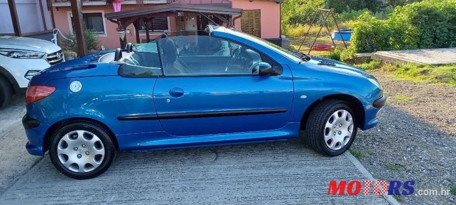 2002' Peugeot 206 photo #6