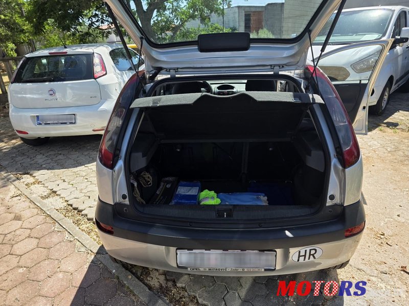 2002' Opel Corsa 1,2 16V photo #6