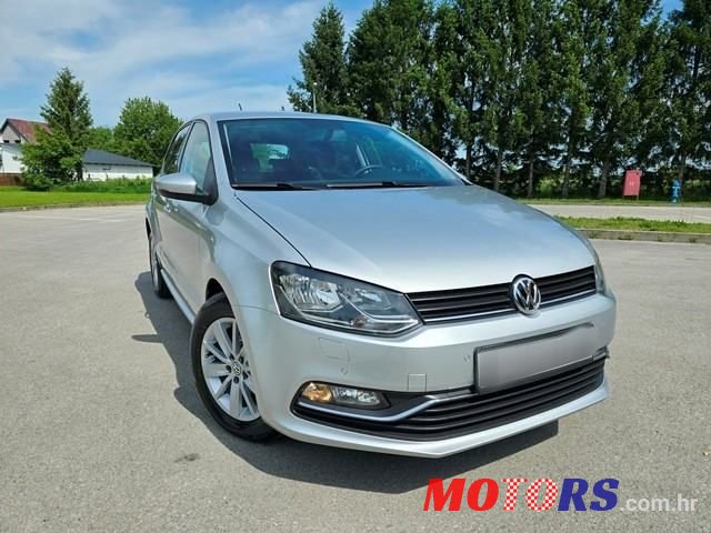 2017' Volkswagen Polo photo #3