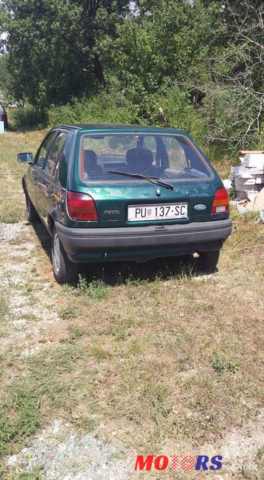 1996' Ford 1.8d photo #2