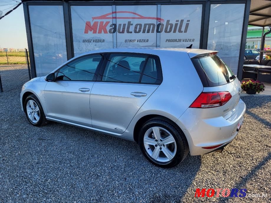 2015' Volkswagen Golf 7 1,6 Tdi photo #3