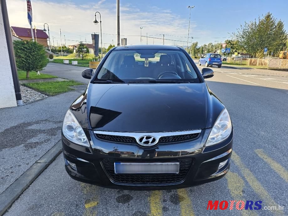 2008' Hyundai i30 photo #3