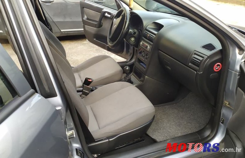 2006' Opel Astra 1,4 photo #2