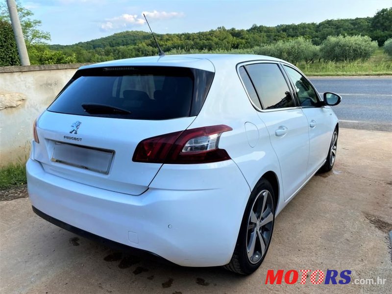 2015' Peugeot 308 1,6 Bluehdi photo #5