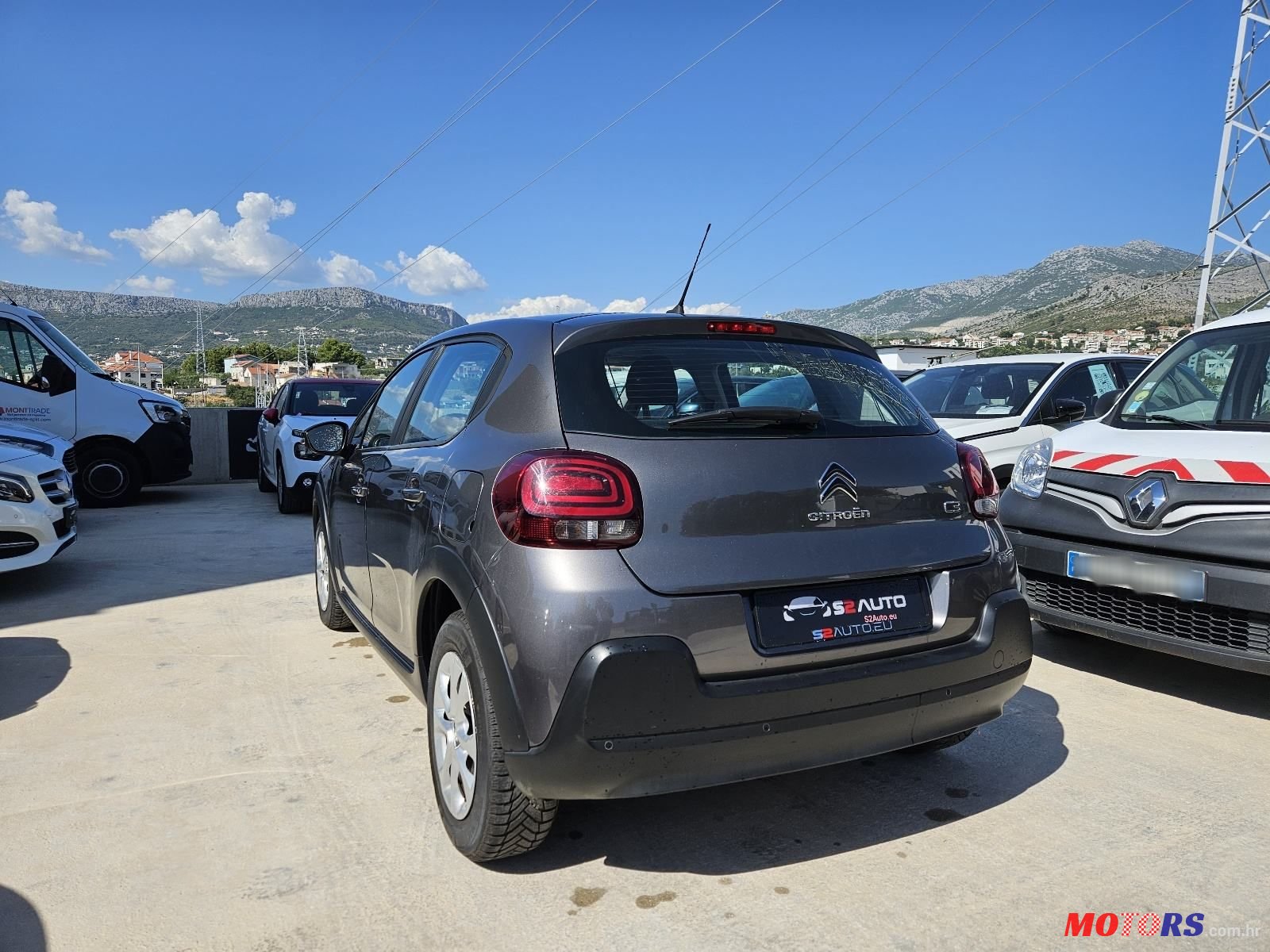 2019' Citroen C3 1,2 photo #4
