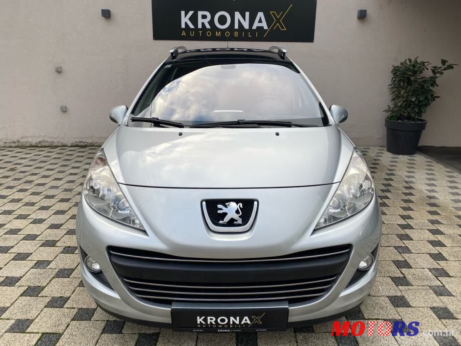 2009' Peugeot 207 Sw photo #2