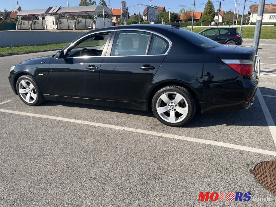 2006' BMW Serija 5 530Xi photo #1