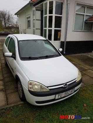 2002' Opel Corsa Club 1,7 photo #1