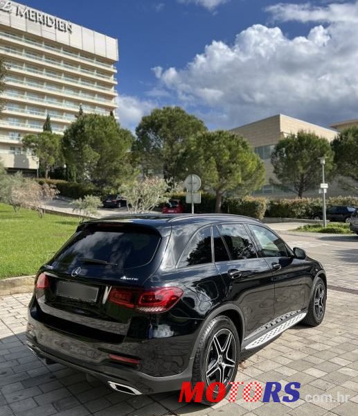 2020' Mercedes-Benz GLC 220 D 4Matic photo #5