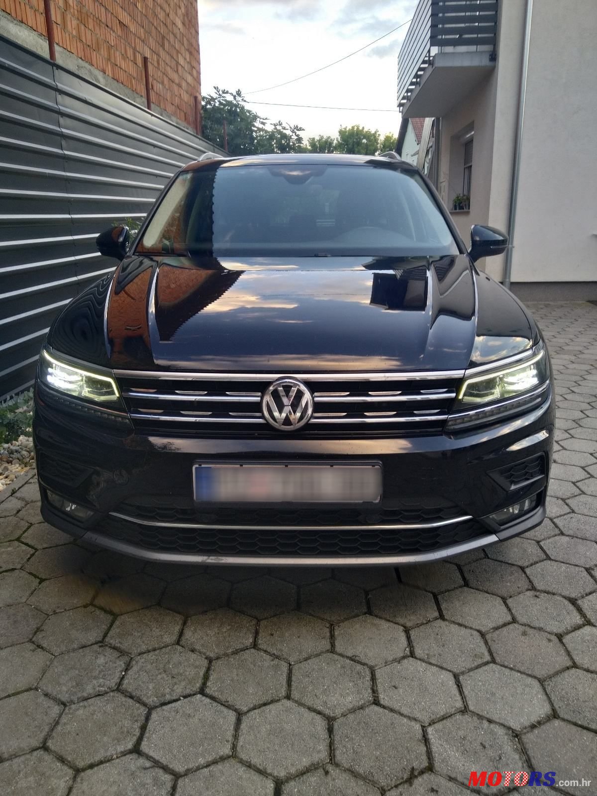 2018' Volkswagen Tiguan 2,0 Tdi Bmt photo #1