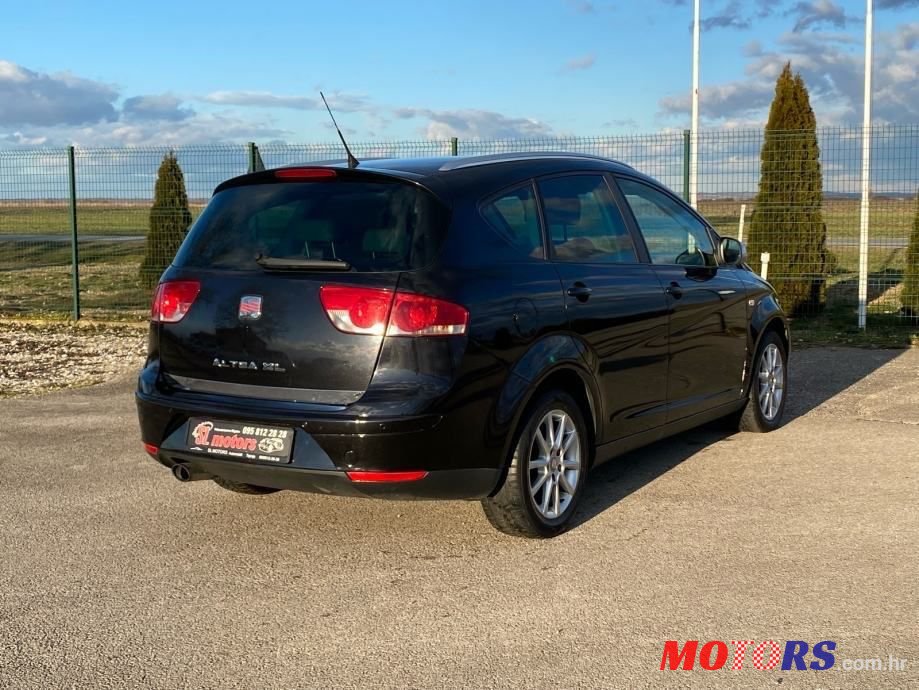 2009' SEAT Altea photo #2