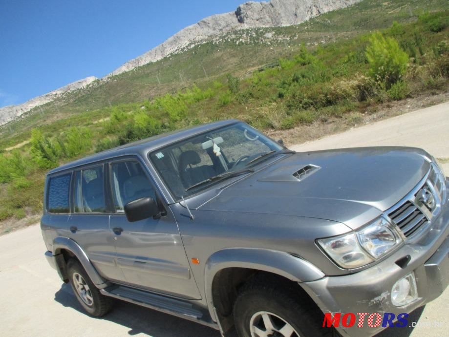 2003' Nissan Patrol 3,0 Di photo #3