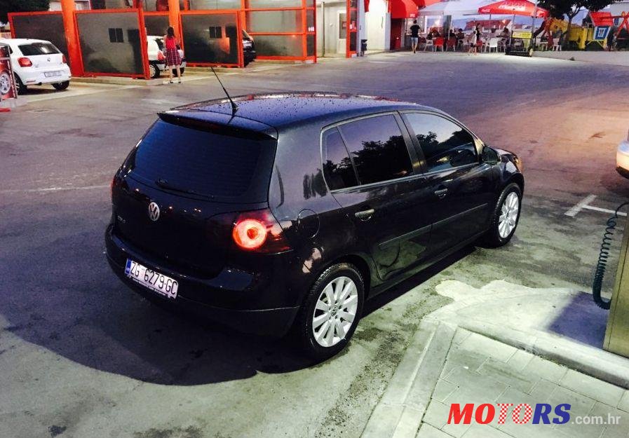 2005' Volkswagen Golf V 1,9 Tdi photo #1
