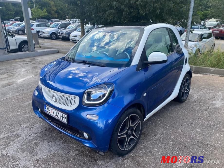 2015' Smart Fortwo photo #1