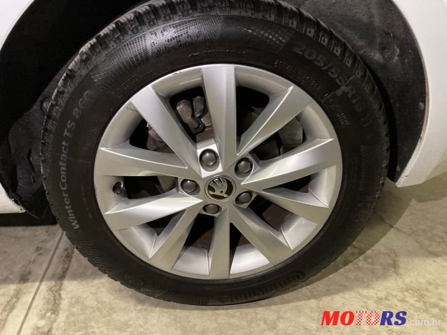 2018' Skoda Octavia Combi photo #6