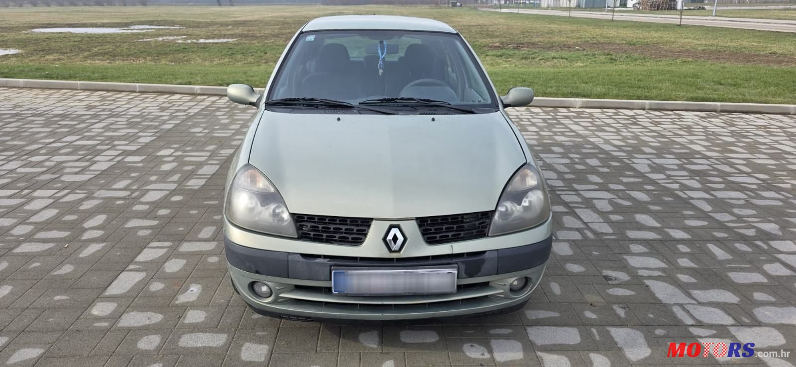 2002' Renault Clio 1,2 16V photo #5