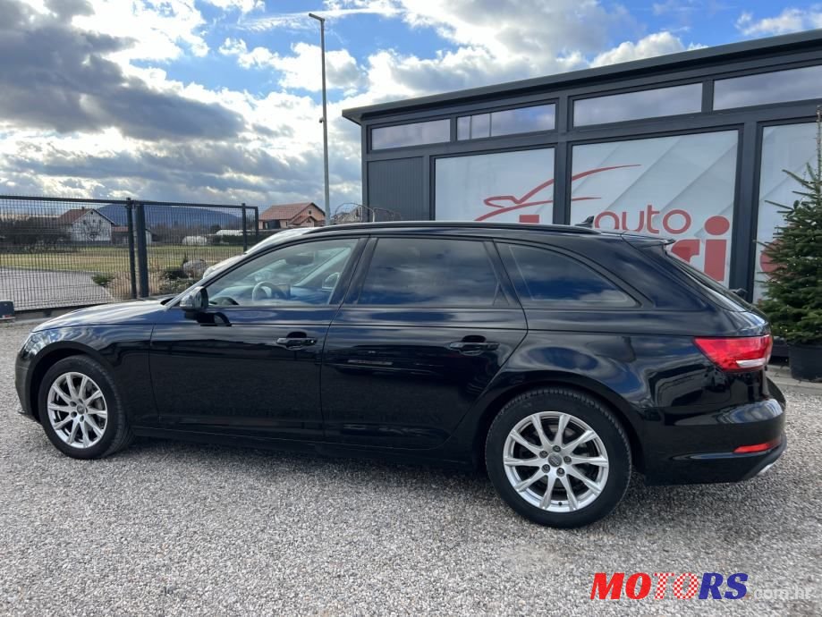 2019' Audi A4 Avant photo #6