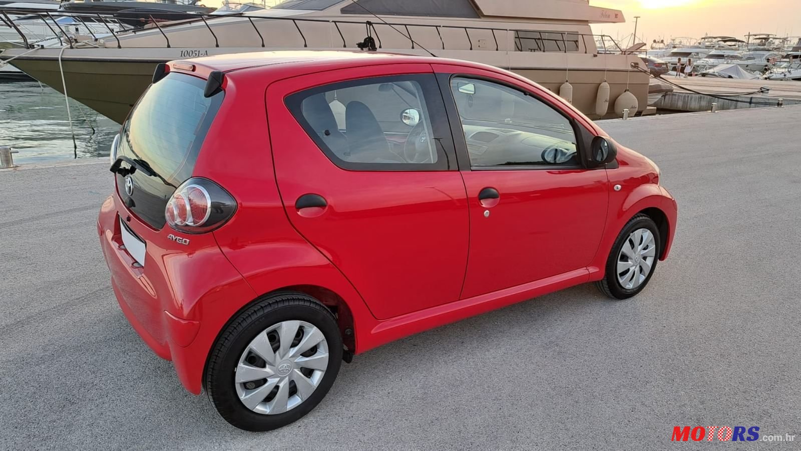 2014' Toyota Aygo 1,0 Vvt-I Go photo #6