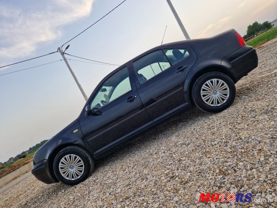 2001' Volkswagen Bora photo #4