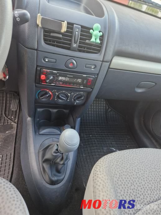 2006' Renault Clio 1,2 photo #5