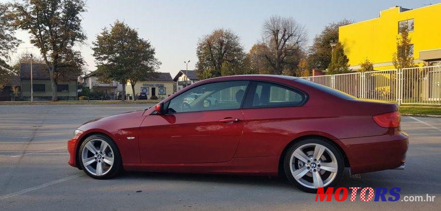 2010' BMW Serija 3 320D Coupe photo #2