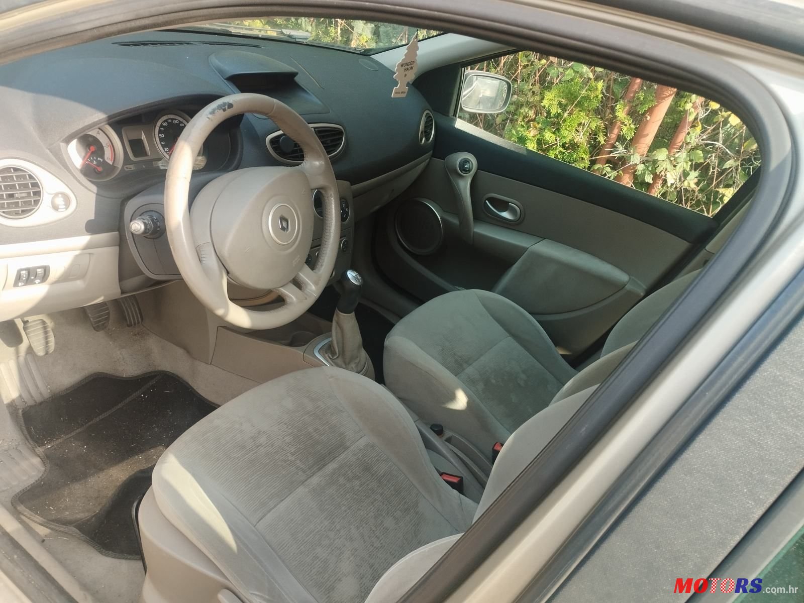 2007' Renault Clio 1,5 Dci photo #1