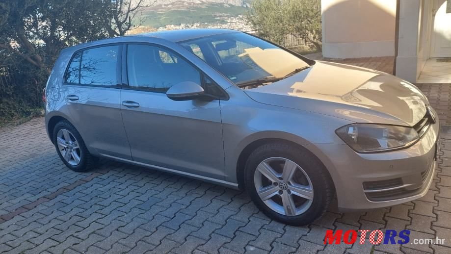 2015' Volkswagen Golf 7 1.6 Tdi photo #4