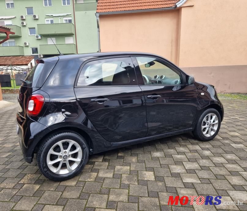 2018' Smart Forfour photo #4