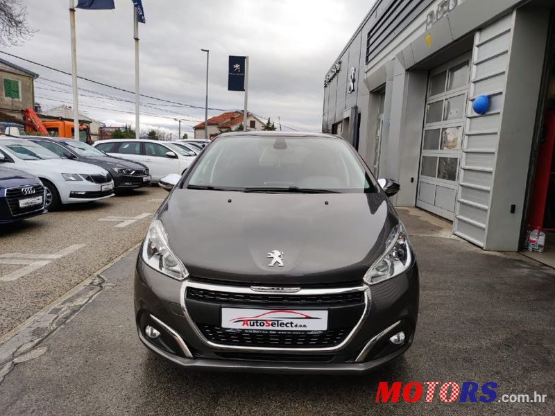 2019' Peugeot 208 1,2 photo #3