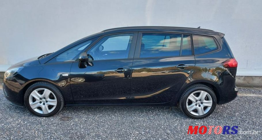 2012' Opel Zafira 2,0 photo #1