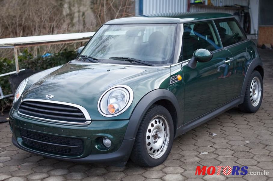 2011' MINI One 1,6D photo #1