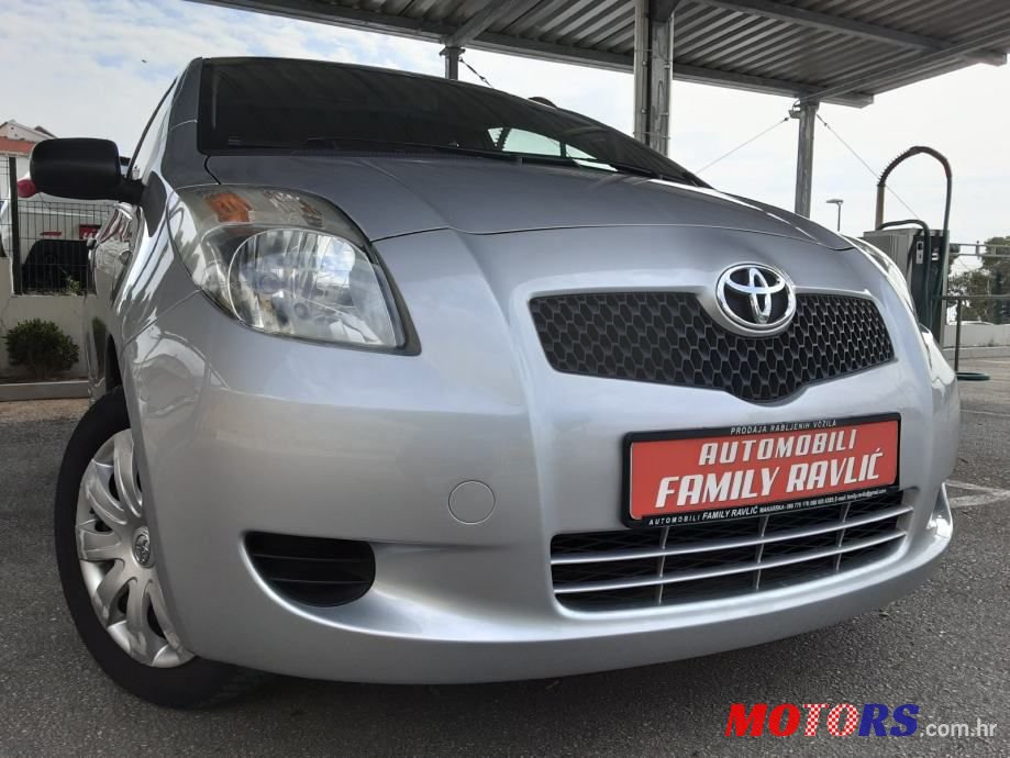 2006' Toyota Yaris photo #5