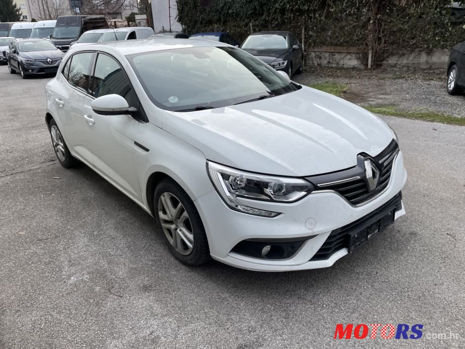 2019' Renault Megane Blue Dci 95 photo #2