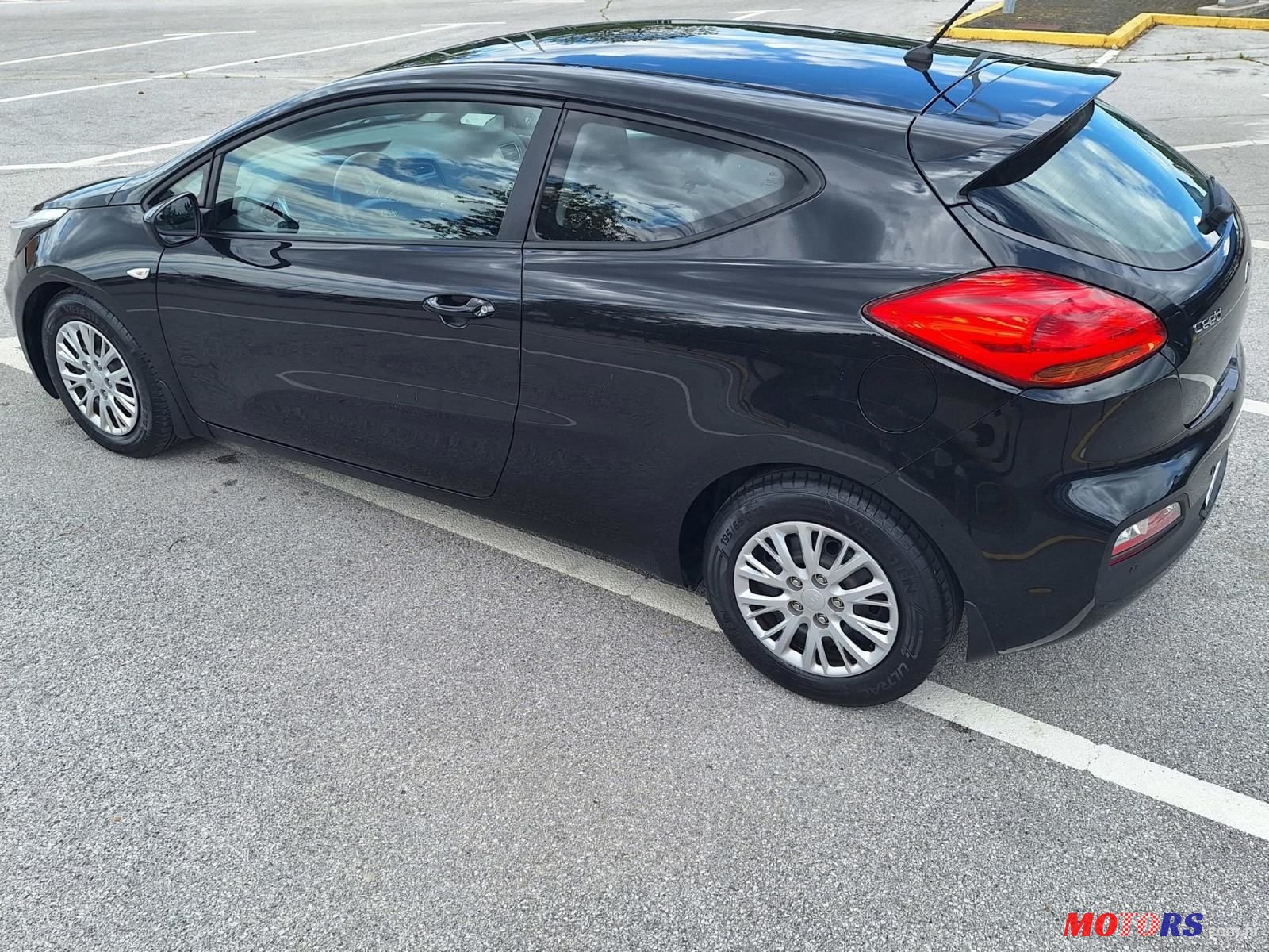 2013' Kia Pro Ceed 1,4 Crdi Lx photo #3