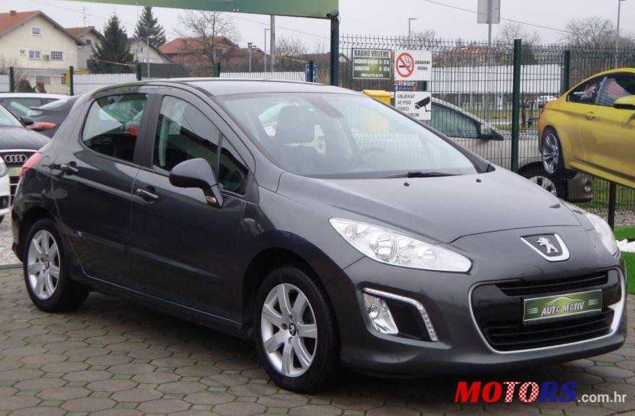 2013' Peugeot 308 1,6 E-Hdi photo #1