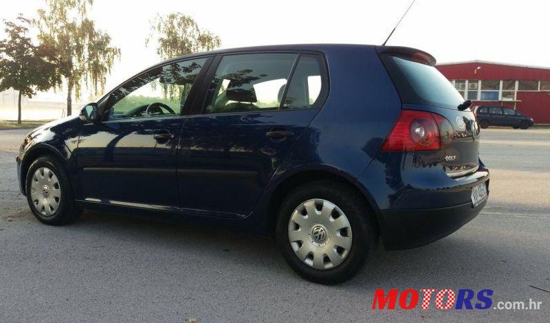 2007' Volkswagen Golf V 1,9 Tdi photo #2