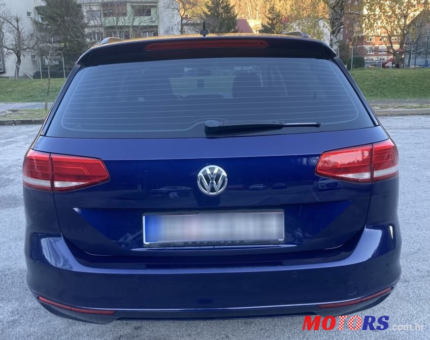 2018' Volkswagen Passat Variant photo #4